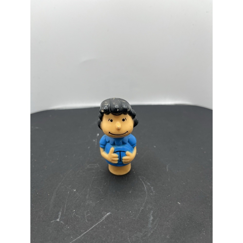 Just Play Peanuts Lucy Van Pelt 3" Figure